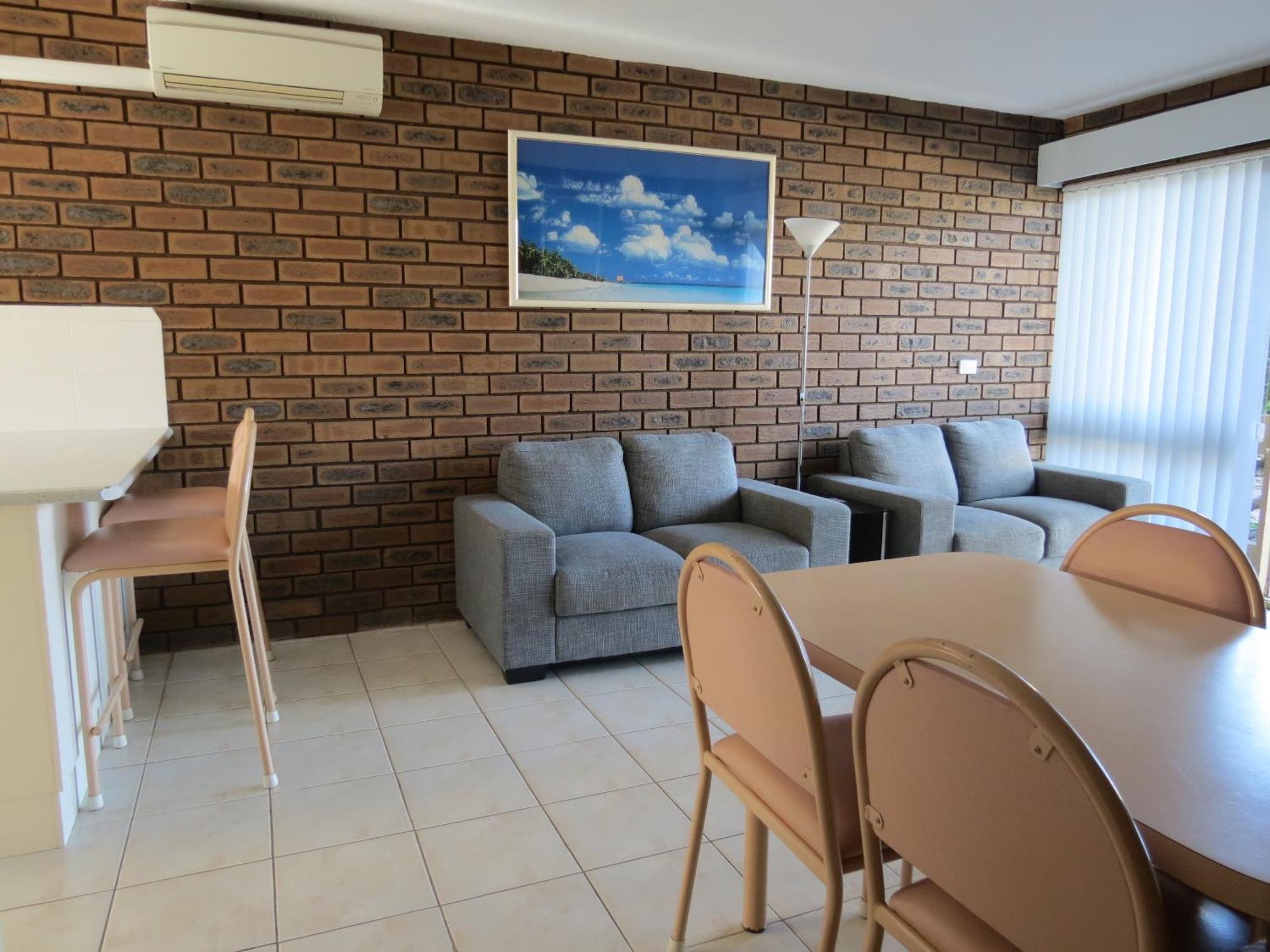 Aparthotel Chapman Court 3*